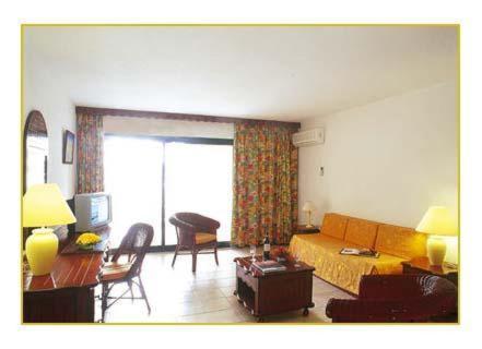 Le Flamboyant- Le Village Baie Nettle Habitación foto